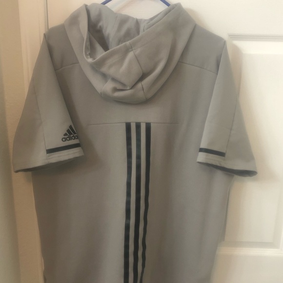 Large Adidas Pullover Sweatshirt - Picture 2 of 4